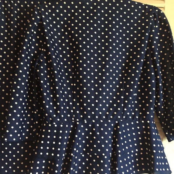 VintageWoman’s S Navy Polkadot Polyester Skirt Set - Picture 9 of 10